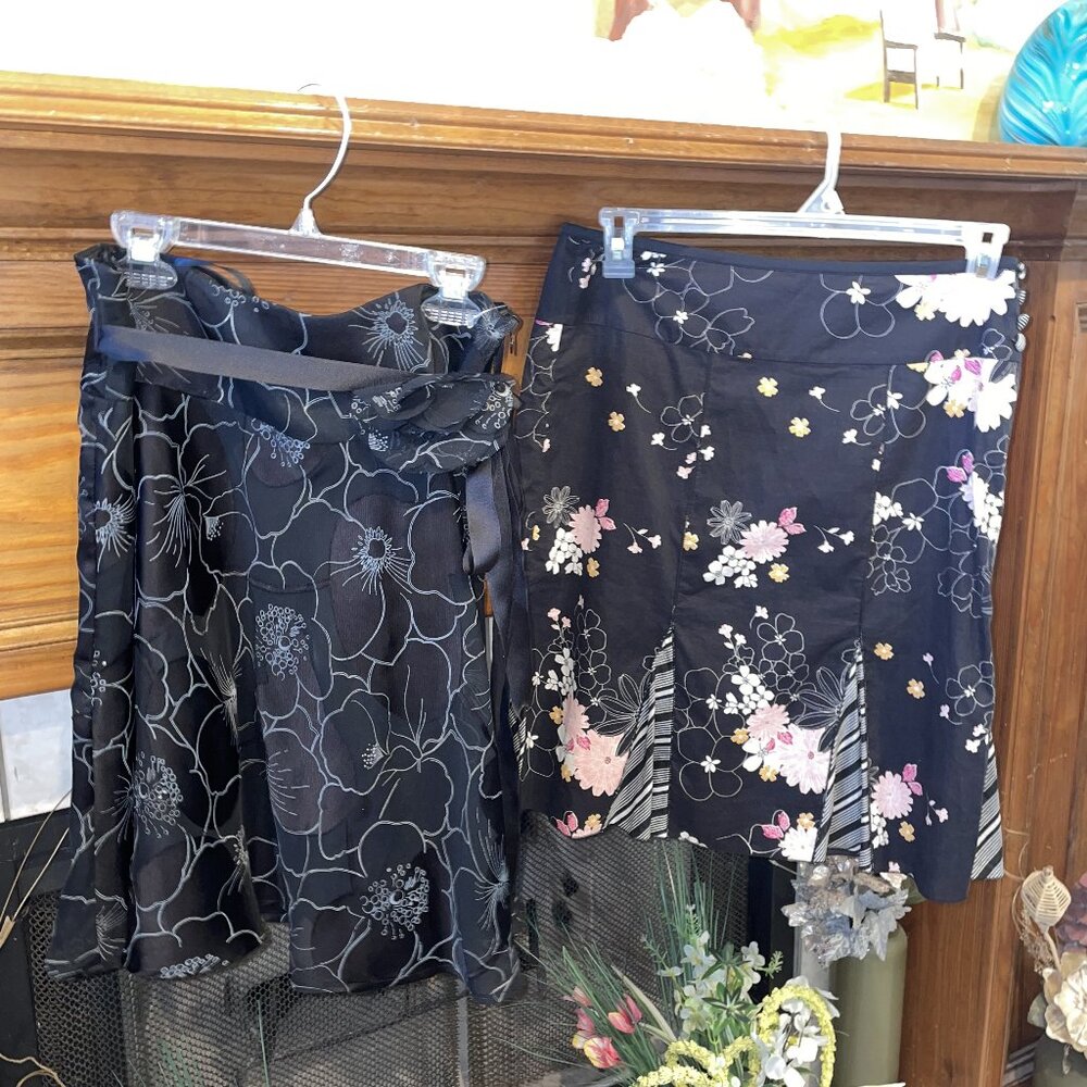 NWT $297 2 Floral Skirts MARIO BALTHAZAR & MARY LUCILLE 8P 8 S SAVE 93%
